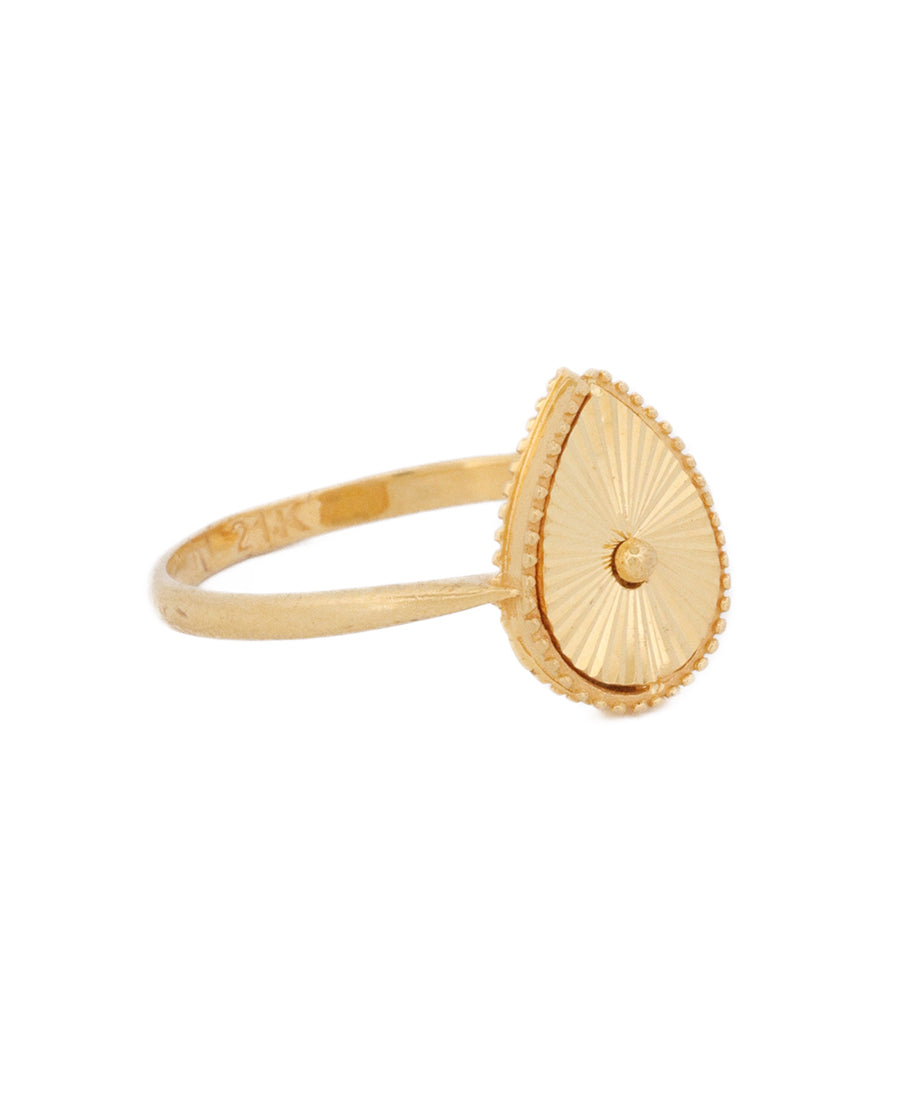 21K Gold Teardrop Ring – 2.4g Elegant Design by Bigeasy Jewellers
