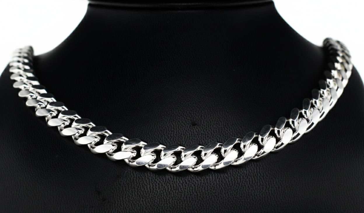 925 Sterling Silver Chain Necklace – 128.73 Gram - Premium Italian Silver on display, showcasing a sleek Cuban link design.