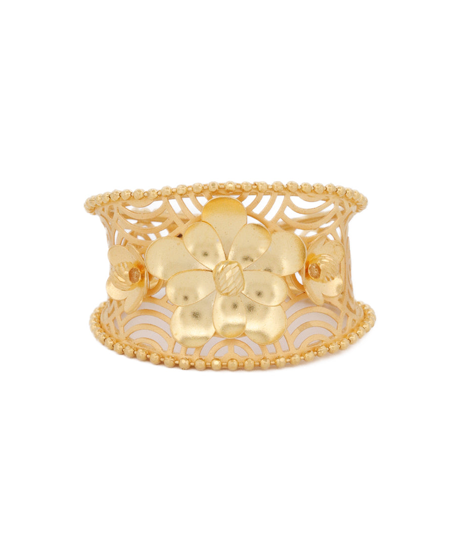 22K Gold Wide Floral Ring – 4g Designer Jewelry | Bigeasy Jewellers
